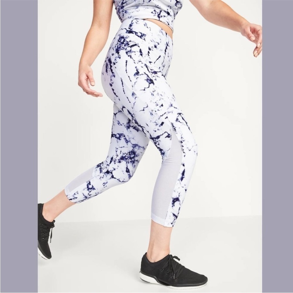 NWT! Old Navy Purple & White Tie-Dye High-Waisted PowerSoft Run Crop Leggings 🪜